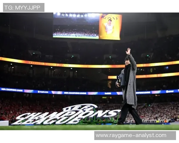 英超激战：AC米兰与曼联鏖战90分钟终成平局引发全场热议