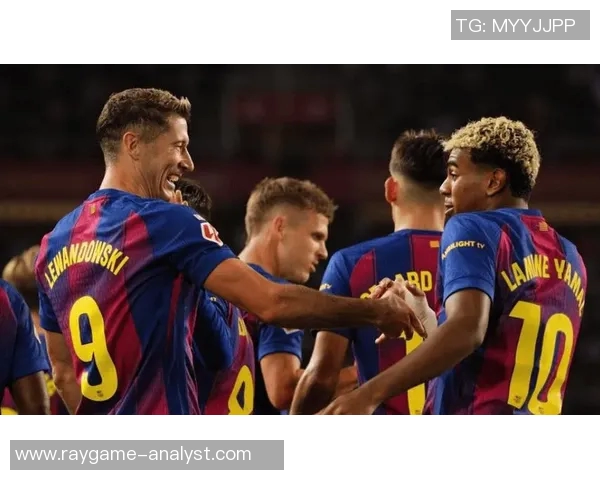 足总杯精彩对决巴萨6-2轻取那不勒斯战术解析引发热议 足总杯精彩对决巴萨6-2轻取那不勒斯战术解析引发热议