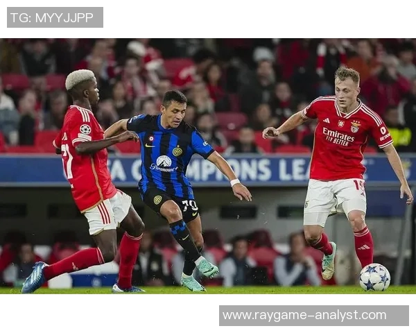 欧冠决赛国米逆转曼联帽子戏法点燃全场激情十大精彩进球回顾 欧冠决赛国米逆转曼联帽子戏法点燃全场激情十大精彩进球回顾