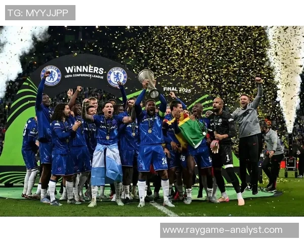 欧联杯惊心动魄战役切尔西与尤文图斯激战成平局补时进球引发全场狂欢