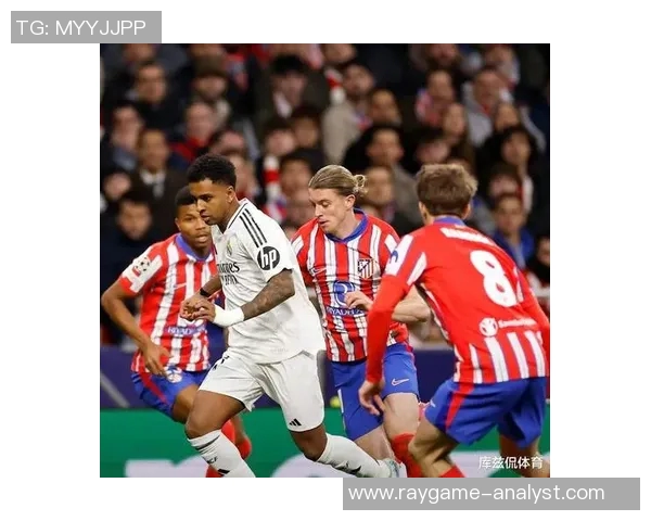 欧冠激战马竞与尤文图斯握手言和红牌争议引发全场热议 欧冠激战马竞与尤文图斯握手言和红牌争议引发全场热议