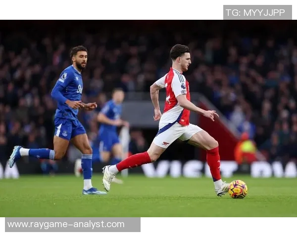 足总杯精彩对决那不勒斯与巴黎圣日耳曼战平争议判罚引发全场热议 足总杯精彩对决那不勒斯与巴黎圣日耳曼战平争议判罚引发全场热议