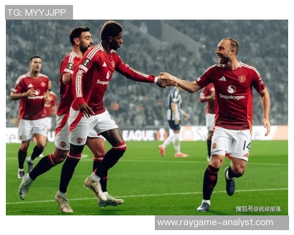 中超精彩对决波尔图与曼联战平帽子戏法瞬间点燃全场气氛