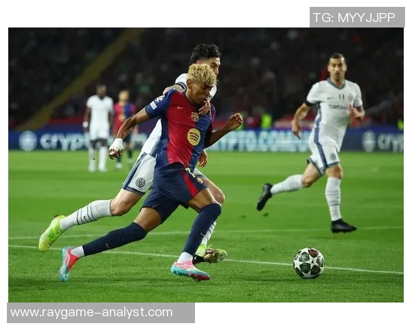 国米逆转巴萨4-3绝杀时刻震撼全场引发热烈讨论