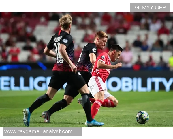 本菲卡逆转莱比锡3-2晋级世界杯补时绝杀震撼全场引发历史冷门